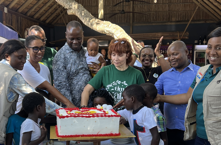 TVCABO e Baía Mall celebram Natal Solidário “Um Natal Cheio de Vida” na Macaneta